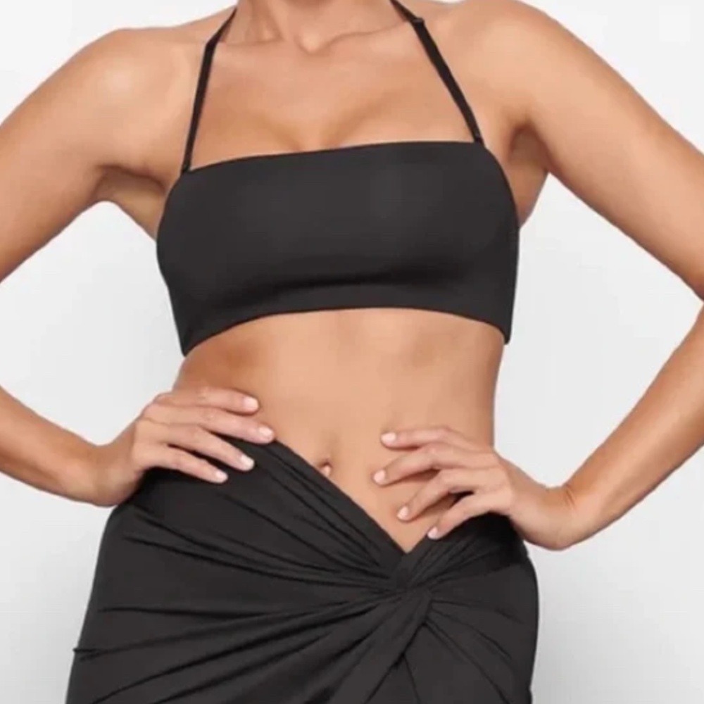 SKIMS Signature Swim Bandeau Bikini Top- Onyx Large